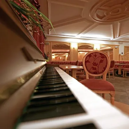 Hotel Laurin Canazei